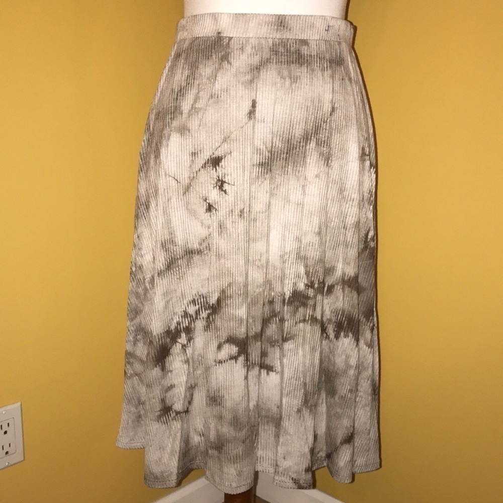 Go couture a line skirt